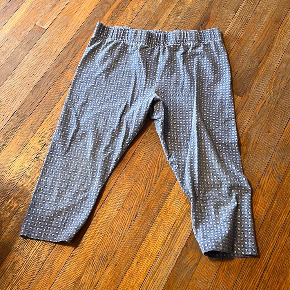 Size 10 capri leggings
